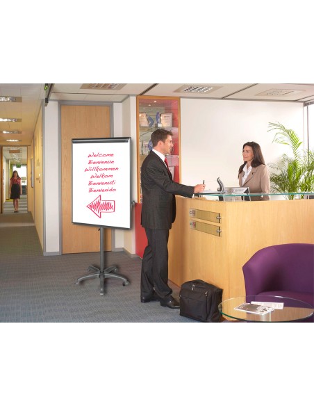 Pizarra movil q-connect con ruedas para conferencias tablero lacado blanco apta para escritura directa y bloc