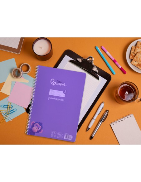 Cuaderno espiral liderpapel a4 pautaguia tapa plastico 80h 90gr cuadro pautado 3 mm con margen color lila
