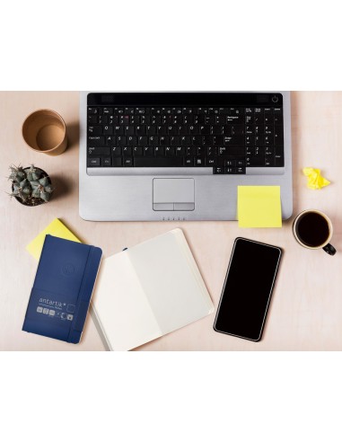 Cuaderno con gomilla antartik notes tapa blanda...