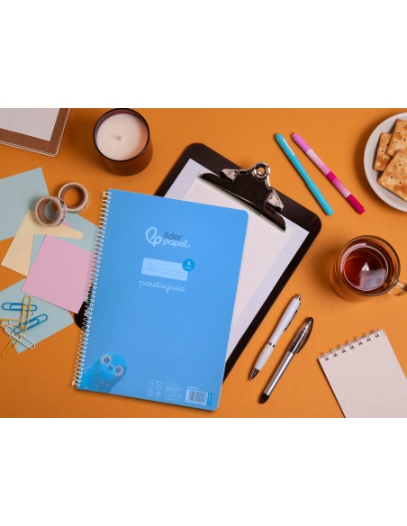 Cuaderno espiral liderpapel a4 pautaguia tapa plastico 80h 90gr cuadro pautado 4mm con margen color azul