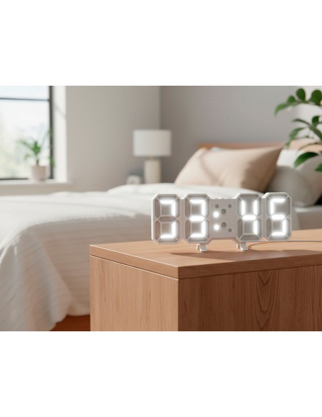 Reloj q-connect de pared digital con temperatura 3 alarmas control de sonido 220x40x87 mm