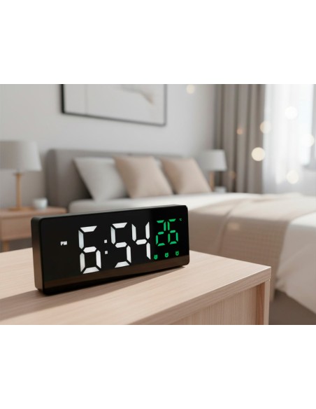 Reloj q-connect sobremesa digital con temperatura 3 alarmas control de voz 160x60x25mm