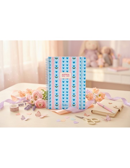 Agenda escolar liderpapel 26-27 espiral cottage dia pagina a5 bilingue 80g papel fsc azul corazones