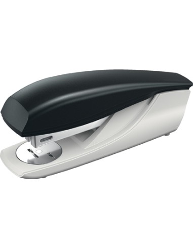 Grapadora petrus 235 color negro capacidad 20...