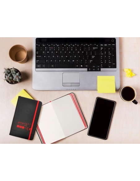 Cuaderno con gomilla antartik notes tapa dura a6 hojas lisas negro y rojo 100 hojas 80 gr fsc