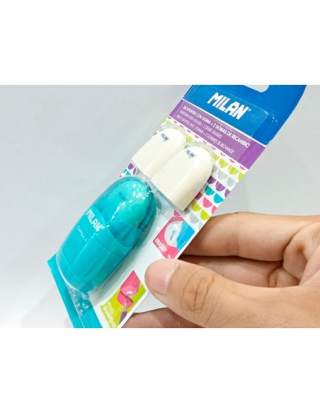 Sacapuntas milan capsule plastico 1 uso con goma + 2 recambios de goma en blister