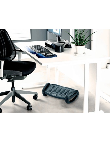 Reposapies q-connect con funcion de balanceo 2 alturas 417x225x135 mm